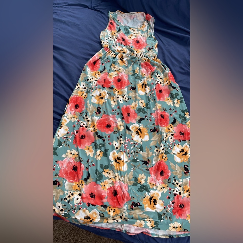 Haptics Floral 1X Maxi Dress